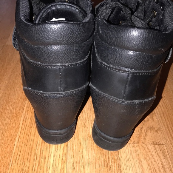 ALDO Sneaker Shoes - Picture 3 of 7